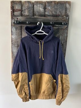 Men's North Face Hoodie Navy Blue & Gold